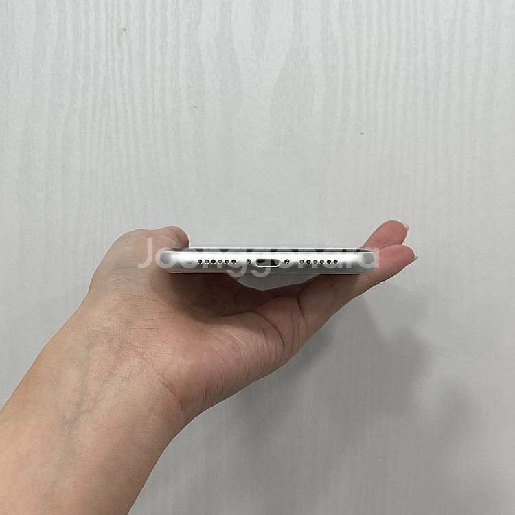 73555 아이폰XR 64GB 화이트 부산 중고폰 팝니...--5