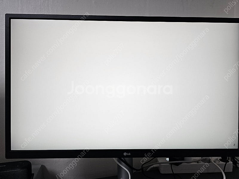 LG 울트라HD 모니터 27UP550N 피벗기능--7
