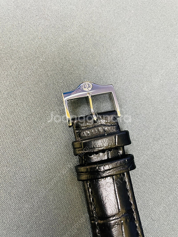 Bulova vintage automatic--2