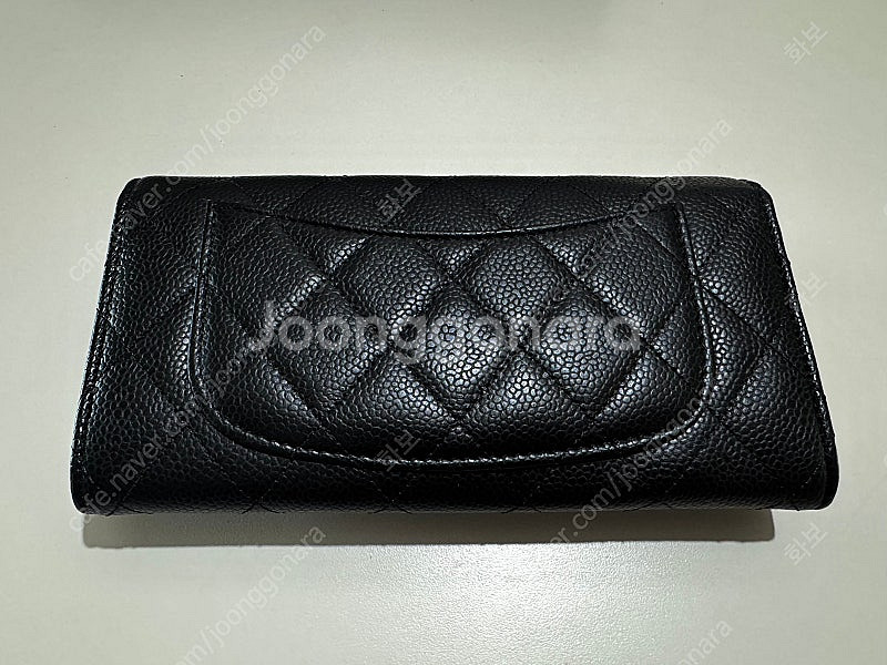 (새제품)샤넬 클래식 캐비어 장지갑 금장 AP0241--3