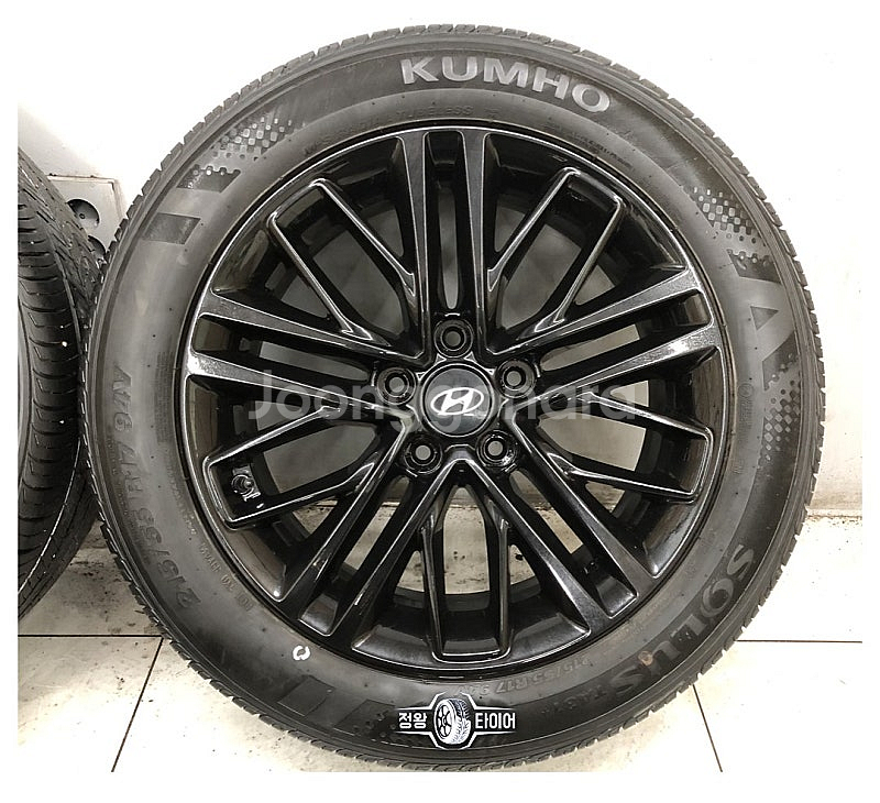그랜저IG 흠집없는 블랙 휠타이어 215/55R17--1