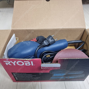 RYOBI 샌딩기 판매합니다