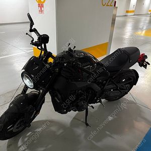 2022년식 야마하 XSR900 블랙 팝니다.