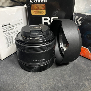 캐논 RF 16mm F2.8 STM 팝니다.