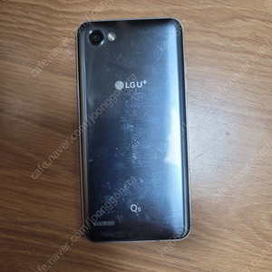 LG Q6 블루입니다