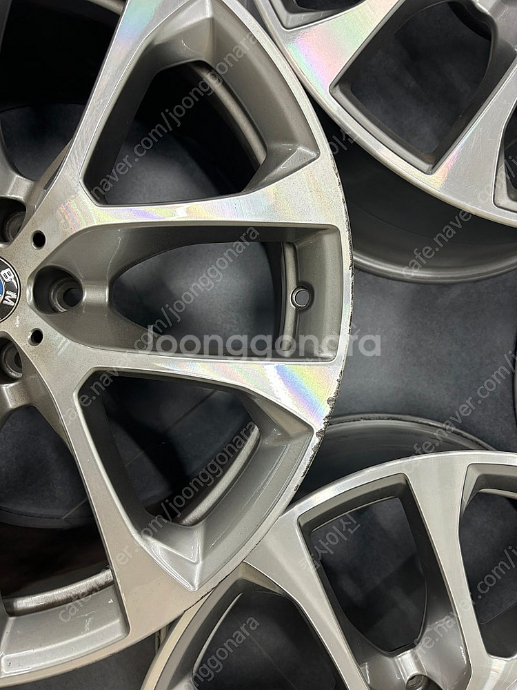 BMW X5 (G05) 20인치 순정 휠 4개 한대분--1
