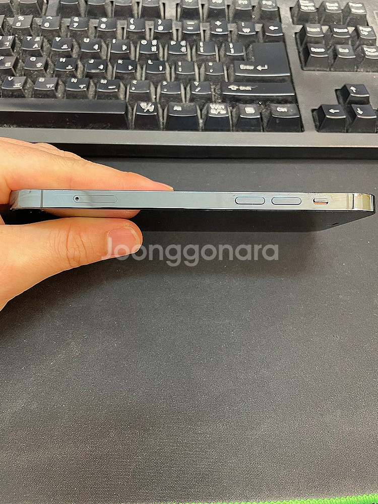 아이폰12프로 블루 256GB 상태좋은 중고40만팝니다...--6