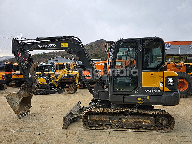 중고굴삭기 볼보 EC60E 16년식 특A급 경북 고령소재--0
