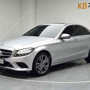 벤츠 C클래스 W205 C220 d 4MATIC 아방가르드 중고차 판매합니다 ★전액할부★저신용★