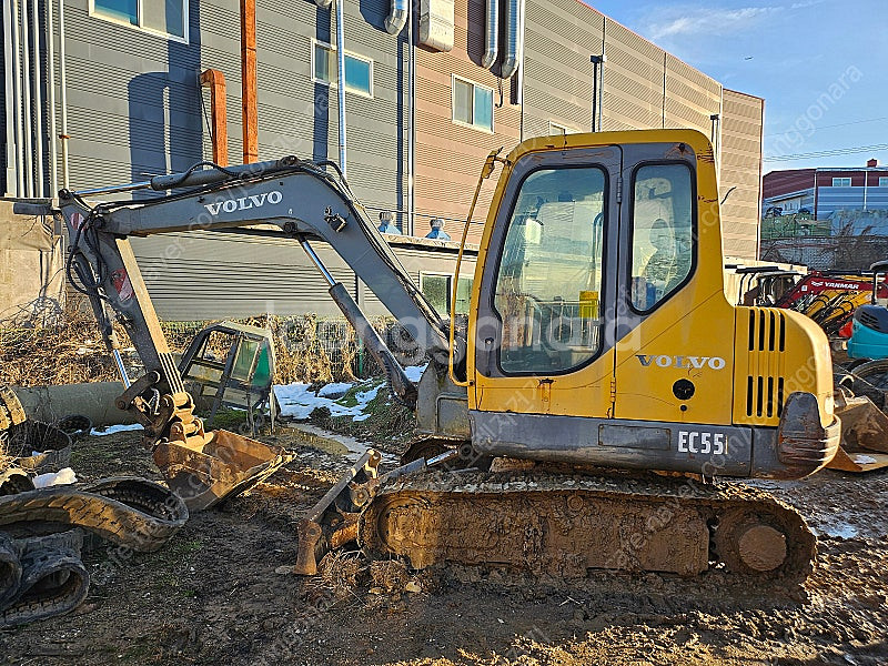 중고굴삭기 2000년식 공투 볼보 5톤 본버켓 농장용 판매--3