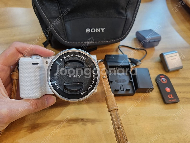 소니 코리아 NEX-5T + 16-50 화이트--8