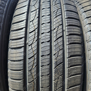 [판매] 금호 크루젠 KL33 255/60R18 24년 신품급 임판 타이어 팝니다