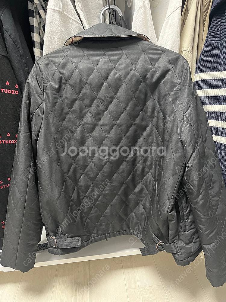 버버리 퀼팅자켓--0