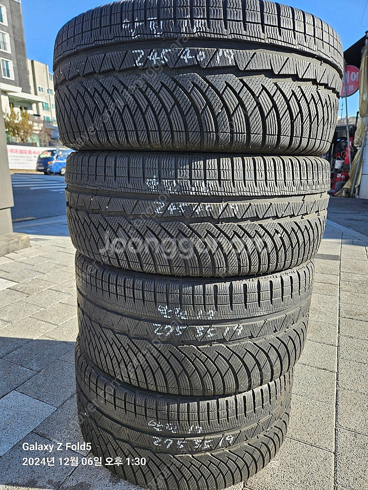 [판매] 미쉐린타이어 알파인 윈터 245 40 19 2...--0