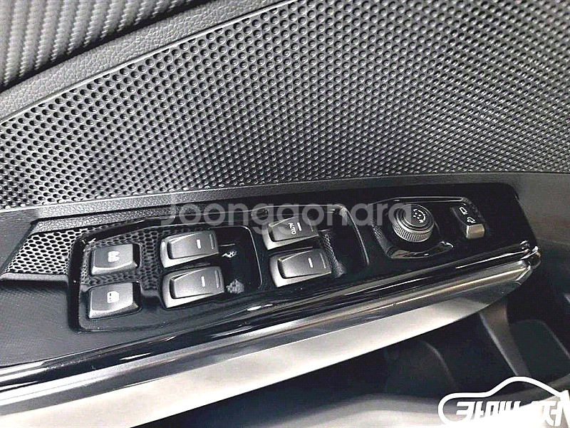 티볼리 에어 2WD 가솔린 1.5 A3 2022 년 중...--4