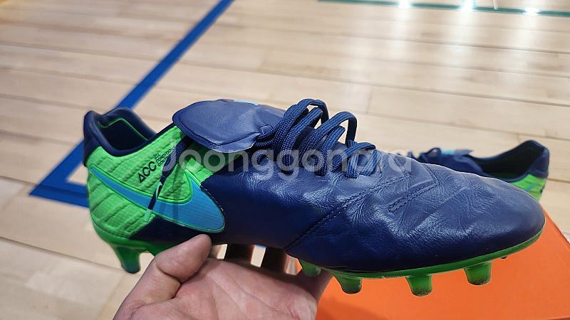 나이키 풋살화 티엠포6 레전드 축구화 팝니다 5만원--3