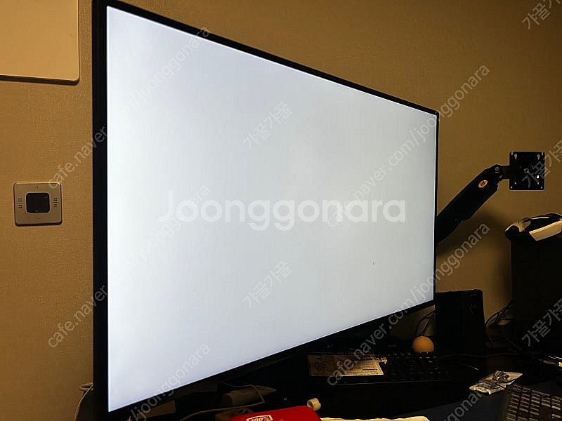 LG 43UN700 판매합니다--6