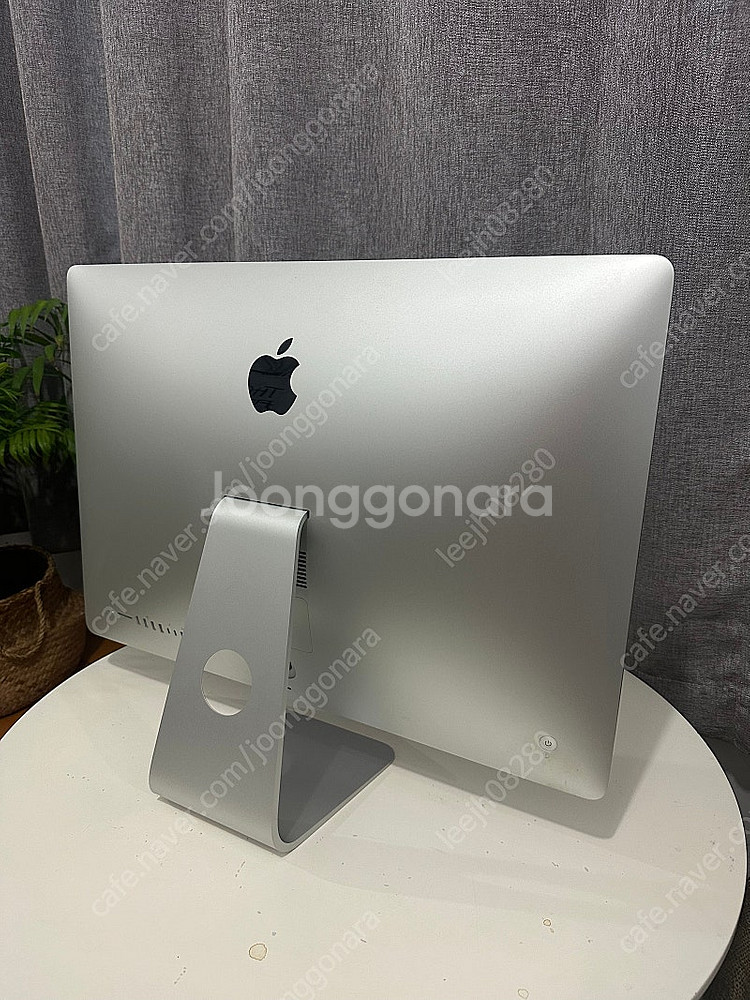2020 아이맥 고급형 3.8GHz 8코어 i7 40r...--3
