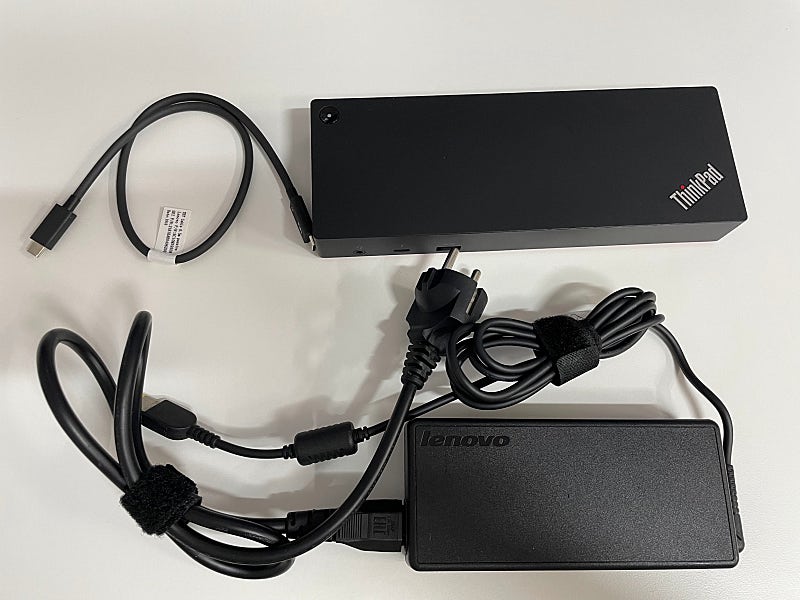 레노버 씽크패드 썬더볼트 3 독 40AC / Thinkpad Thunderbolt 3 Dock 판매합니다.