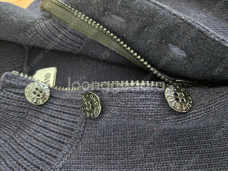 스톤아일랜드 20fw 반집업 니트(M)--3