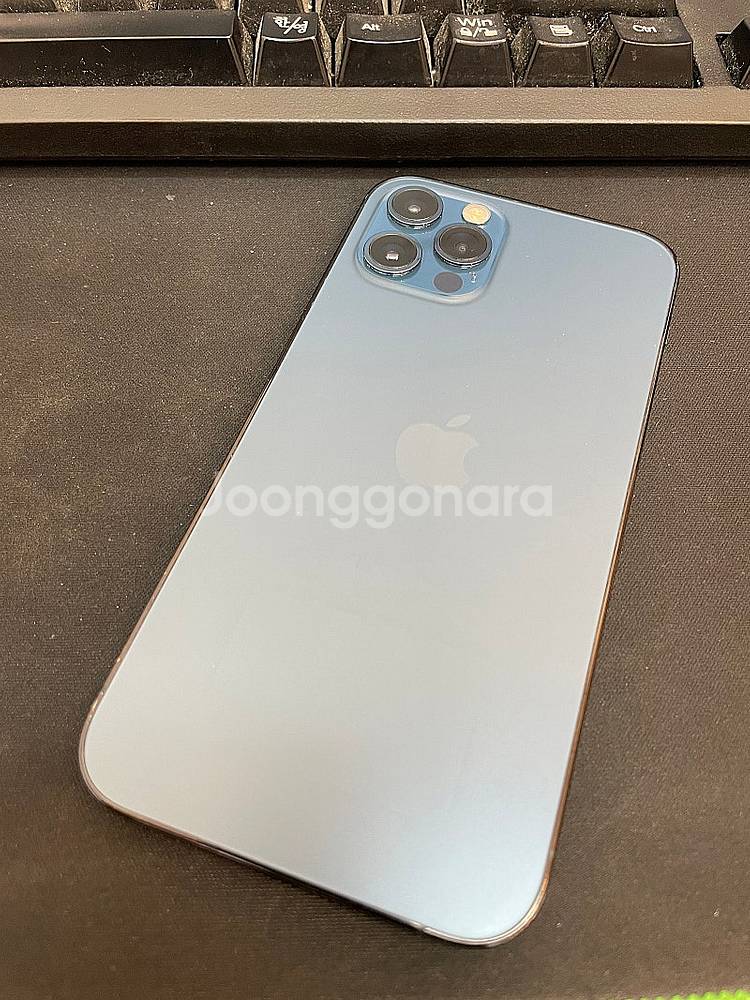 아이폰12프로 블루 256GB 상태좋은 중고40만팝니다...--1