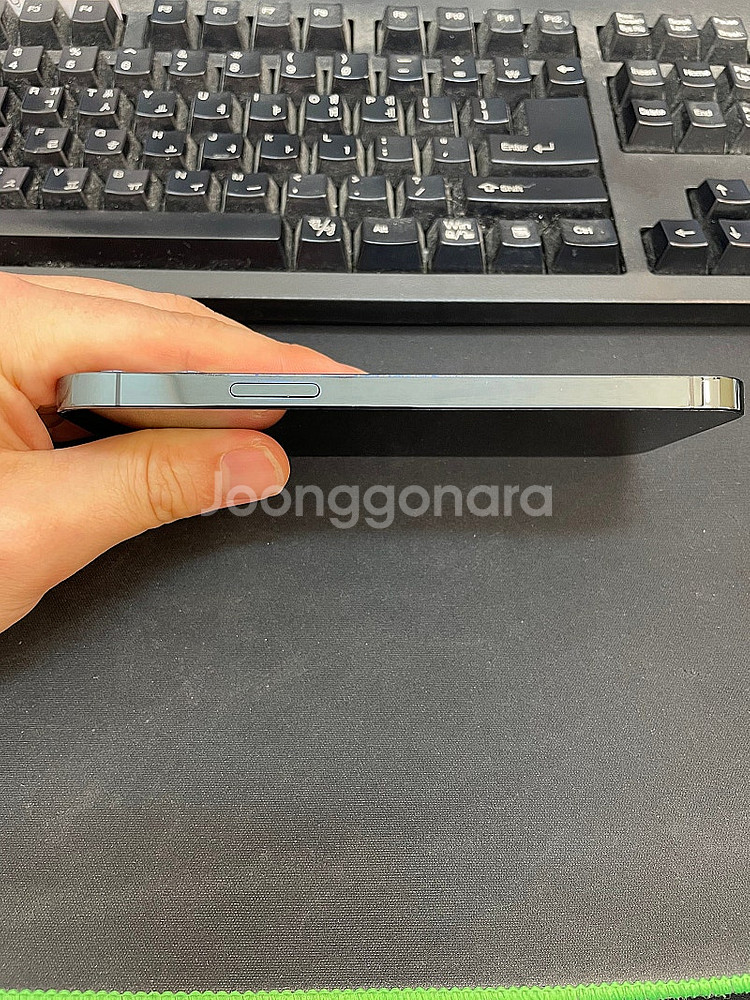 아이폰12프로 블루 256GB 상태좋은 중고40만팝니다...--4