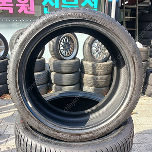 275 35 20 한국타이어(윈터타이어) 두개 판매합니다