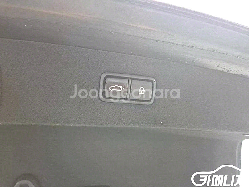 EQ900 3.8 GDI AWD 2018 년 중고차 연...--9