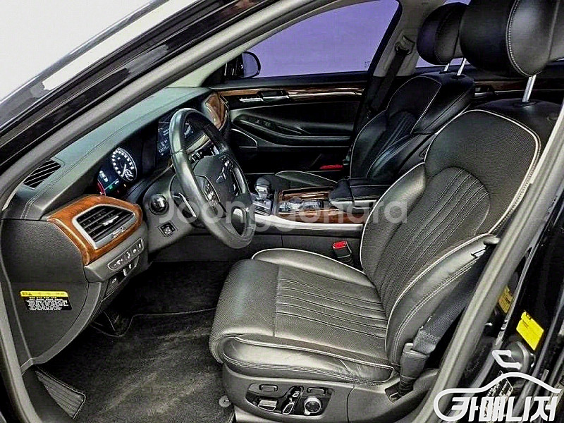 EQ900 3.8 GDI AWD 2016 년 중고차 연...--3