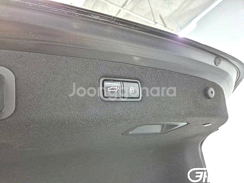 EQ900 3.8 GDI AWD 2016 년 중고차 연...--7