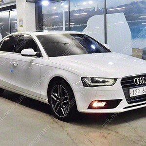 아우디뉴 A4 2.0 TDI 다이나믹중고차 할부 리스 카드 저신용자 전액할부 가능합니다