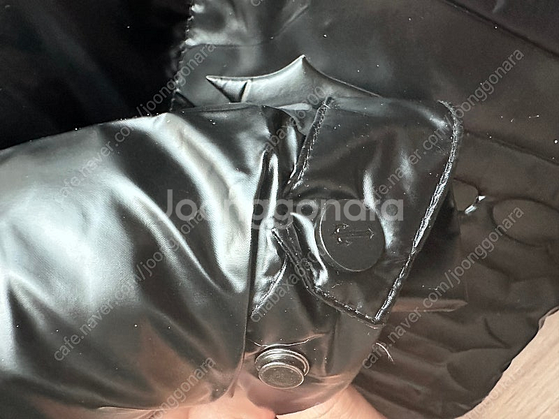 트랩스타 embossed 패딩--5