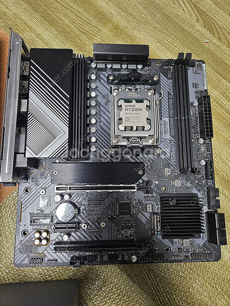 7500F, B650M,DDR5 32GB 보드셋팝니다--3