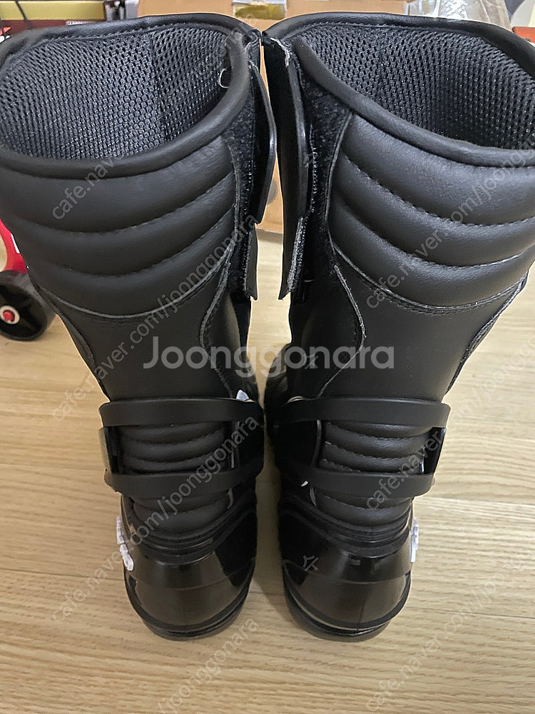 포르마 프레챠 레이싱 롱부츠 41사이즈--1