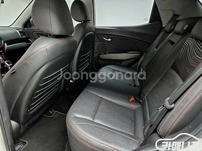 티볼리 에어 2WD 가솔린 1.6 RX 2019 년 중...--4