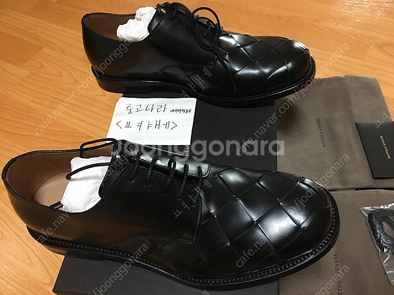 보테가베네타 인트레치아토 더비 블랙 41.5 새상품 팝...--8