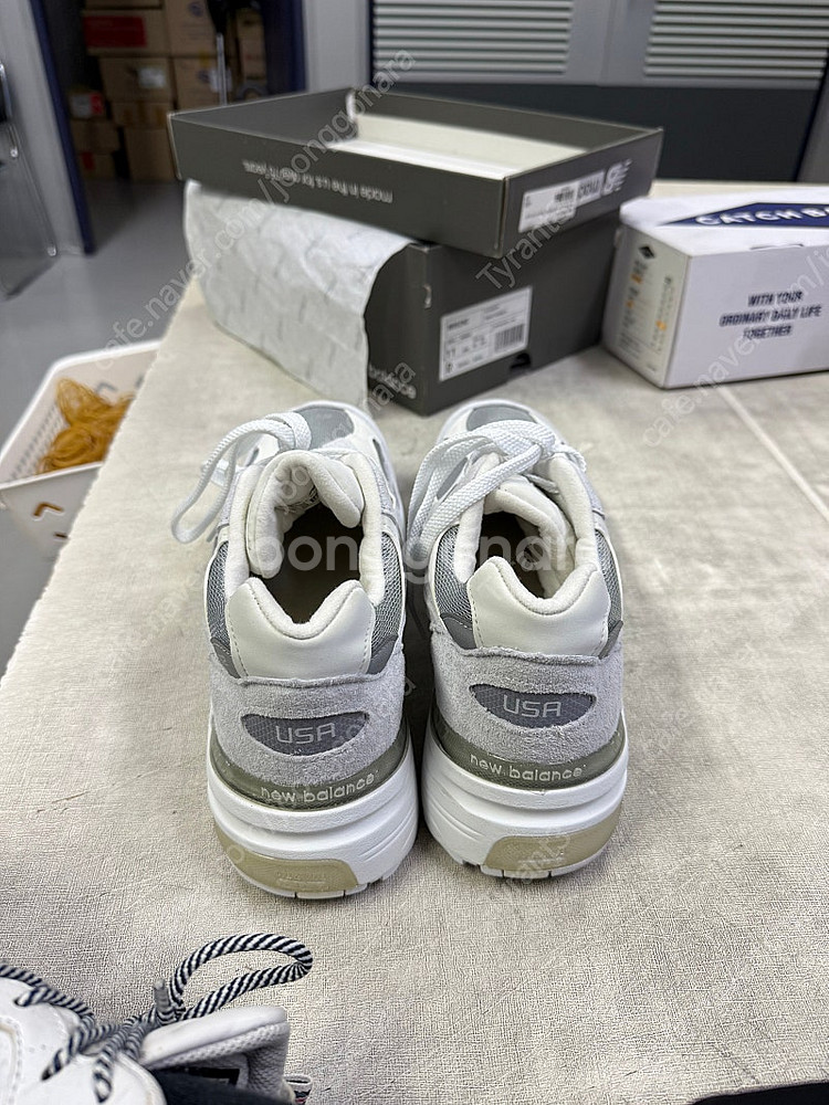 뉴발란스 992 화이트실버 290사이즈--5