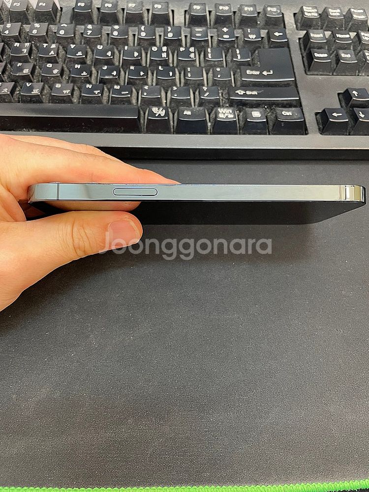 아이폰12프로 블루 256GB 상태좋은 중고40만팝니다...--4