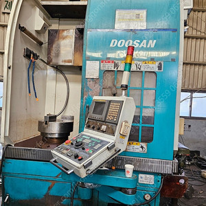 CNC V-TURNING LATHE(DOOSAN,V740)