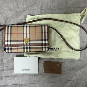 [가격제안가능]버버리 burberry 크로스백 가방 새상품 풀구성 판매