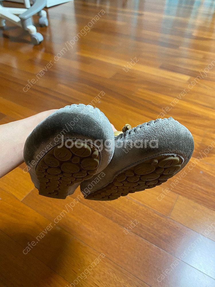 호주 어그 US13/1 (20cm) 택포2만--5