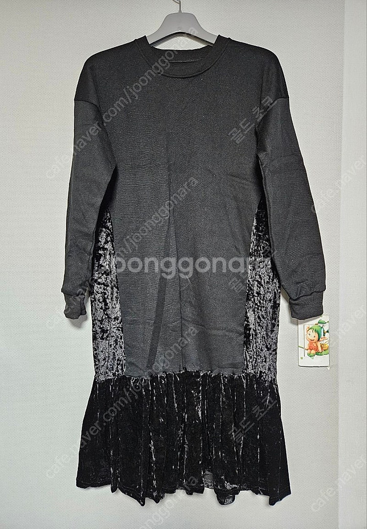 새상품 벨벳 프릴 롱원피스--0