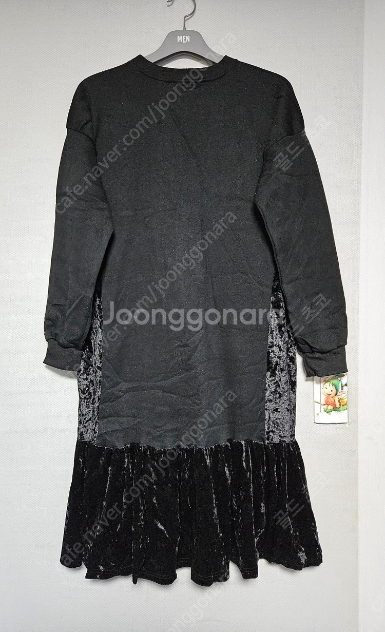 새상품 벨벳 프릴 롱원피스--1