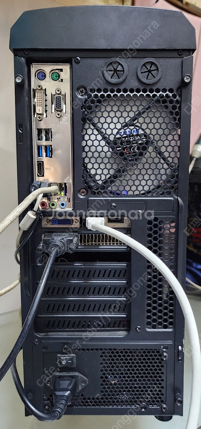 Intel(R) Xeon(R) CPU E3-1231 V...--8