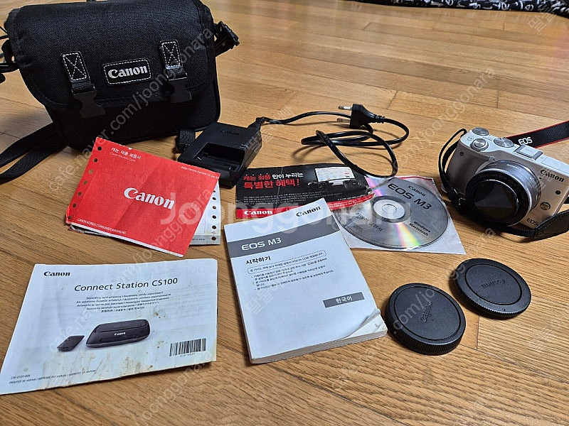 canon eosm3--0