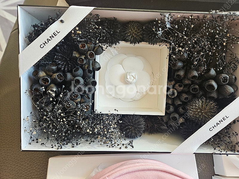 샤넬뷰티 파우치, 스노우볼, 석고방향제, 헤어타올팝니다--5