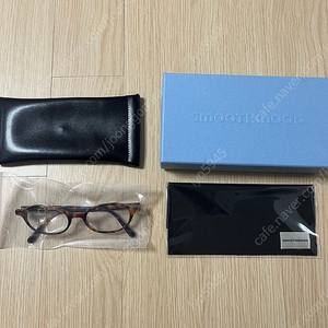 스무드무드 에딘 안경 Edin Glasses Tortoise