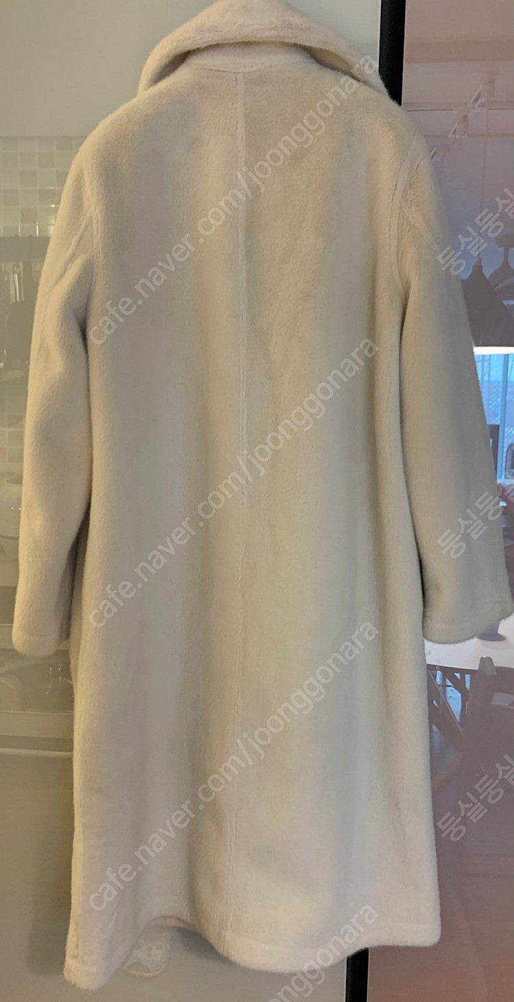 타하리 리버시블 무스탕 털코트--7