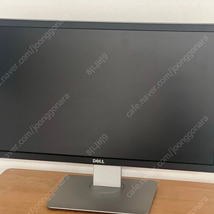 Dell 2415Q 4K 피벗 모니터 팝니다. 상태 좋음