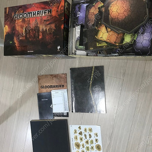 글룸헤이븐 (Gloomhaven) 보드게임 팝니다 -미국현지 구입(영문) 정리만 해놓은 거의 새것